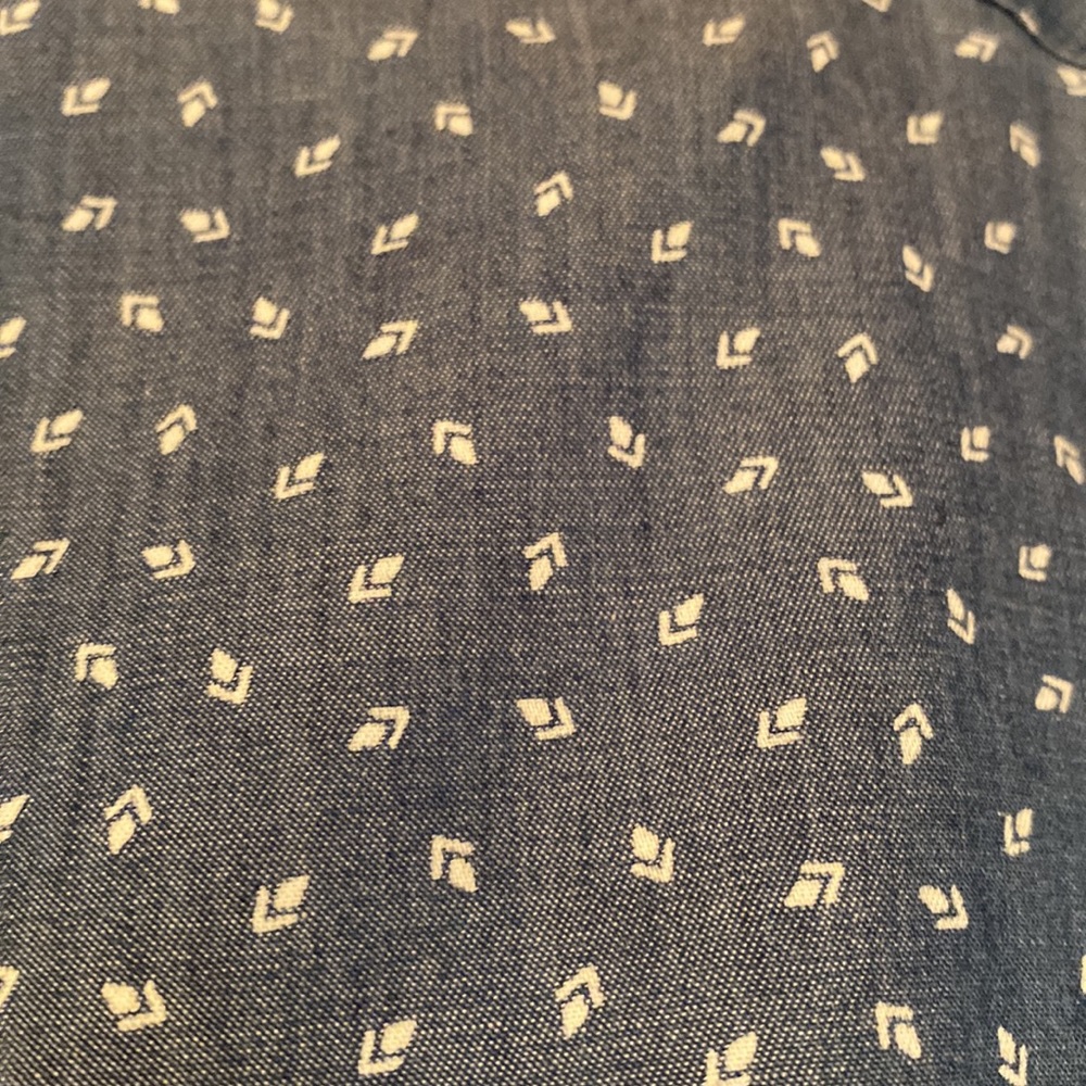 RALPH LAUREN BUTTON DOWN SHIRT - Picture 9 of 9